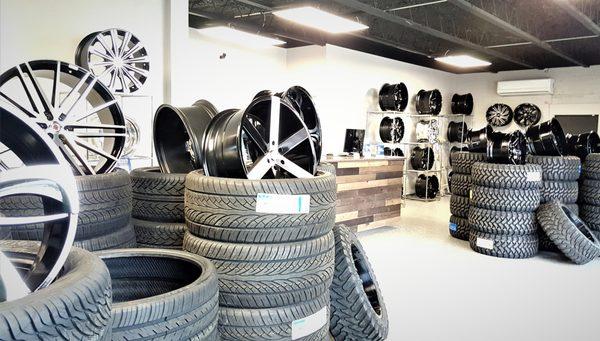 Tire Depot Lobby