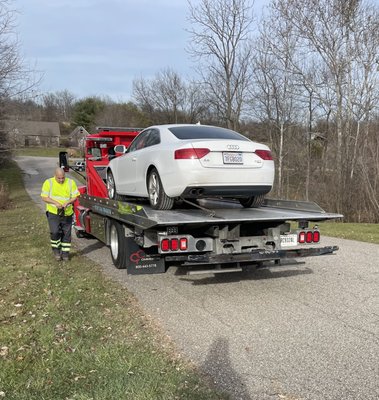 Driver who swears at customers when they refuse to be extorted.