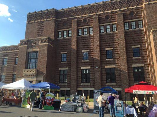 11/12/16. Saturday afternoon. Fall Makers Fair. Municipal Auditorium in background.