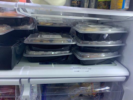 All set breakfast, lunch, dinner AND DESSERT;) my fave!!! This is the first week of meals for my boyfriend and I!