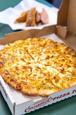 A staple in Northeast Ohio for two decades, Casamel's Pizza offers the tastiest pizza, wings and subs in town...