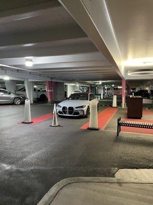 LAX Valet lobby