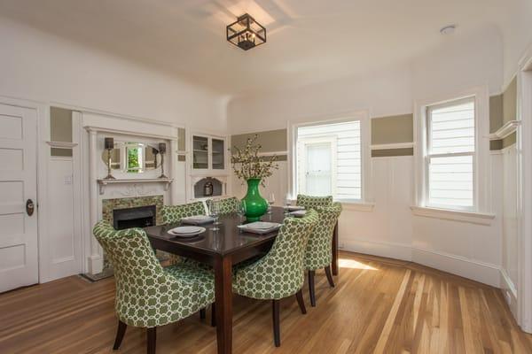 3105 Deakin - Dining Room