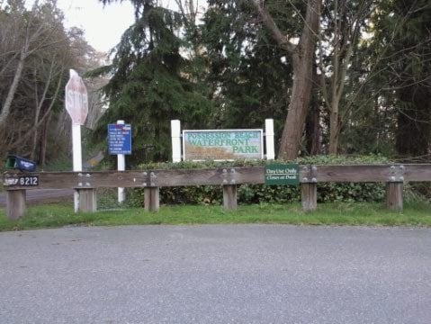 Entry sign.  This is a boat launch only, not a beach.