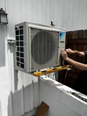 Ductless mini split condenser