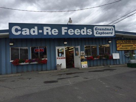 Cad Re Feed & Grandma's Cupboard