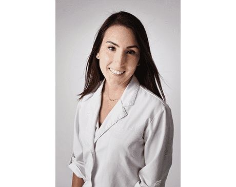 Dr. Alina True loves meeting new patients and believes in minimally invasive, conservative dentistry.