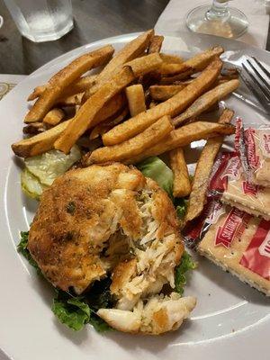 Crabcake and French Fries