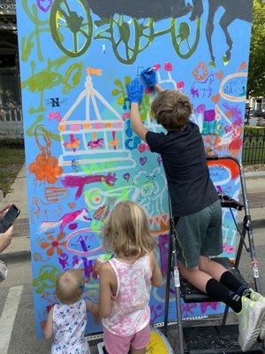 Kids painting at the Noblesville Street Dance Festival