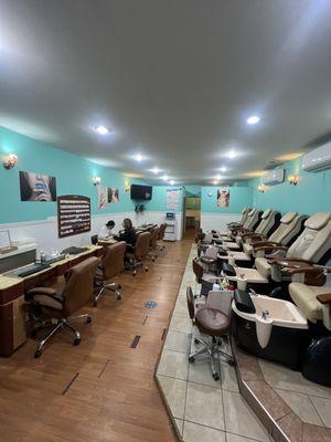 Wisdom Nails and Spa