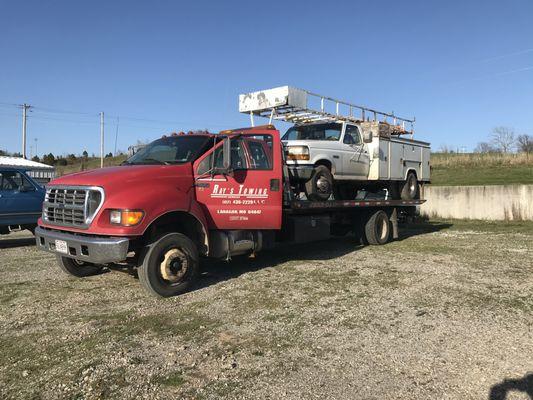 We do offer medium duty towing!