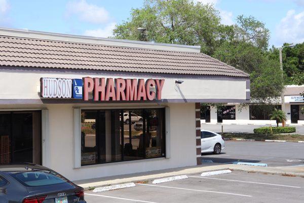 pharmacy parking