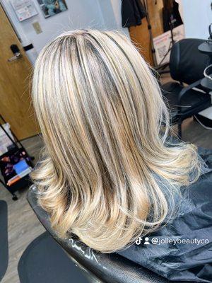 Platinum full head of highlights.