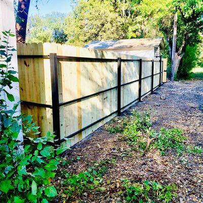 Serrato's Fence & Welding