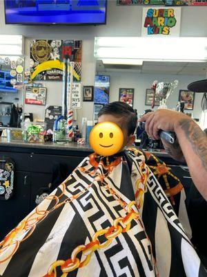 Super Mario Kuts Barber Studio