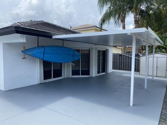 Installed insulated sun roof