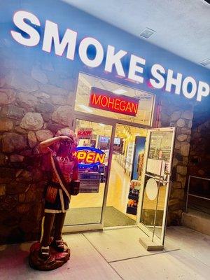 Mohegan Hookah And Smoke