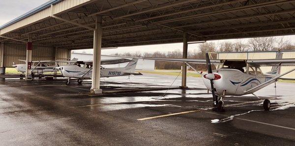 Our 3 Cessna 172's!