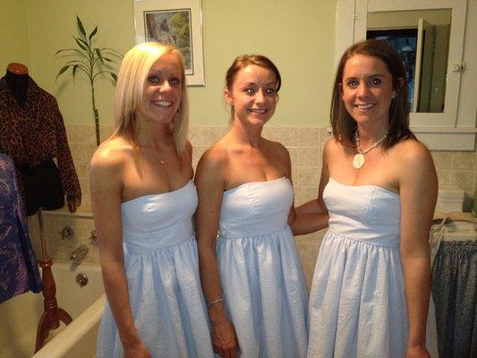 Bridesmaids ready for a beach wedding