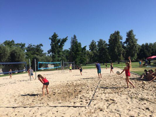 Another great day at Elite Beach Volleyball Club!