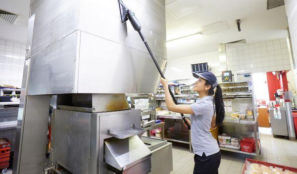 Restaurant cleaning