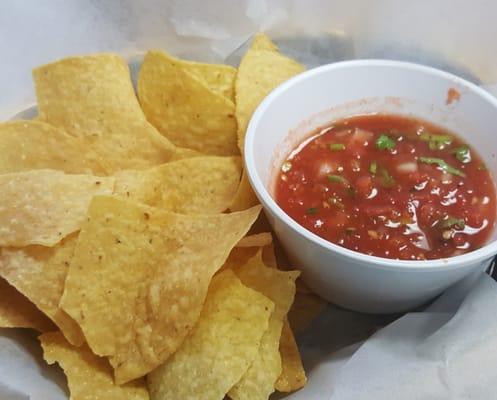 OK chips & fresh salsa.