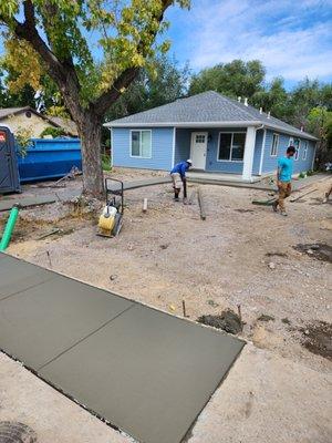 new concrete sidewalk installation city sidewalk tear out and replace