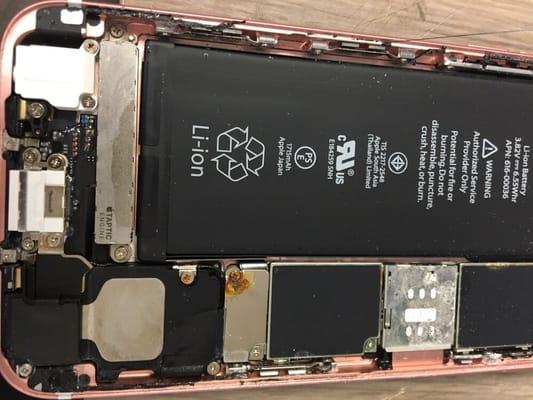 Water damage iPhone 6S