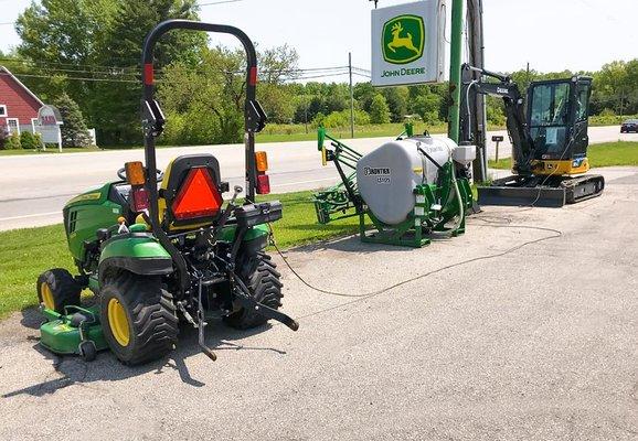 Koenig Equipment | John Deere Dealer | Amelia, Ohio / John Deere Compact Tractors | Excavators