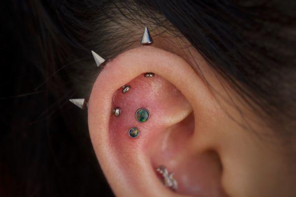 Rainbow Piercing & Jewelry