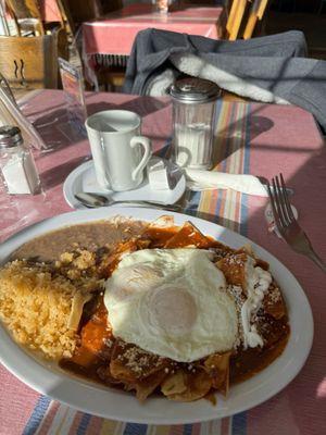 Chilaquiles Rojos picositos pero sabrosos