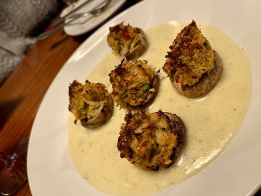 Stuffed mushrooms with crab imperial