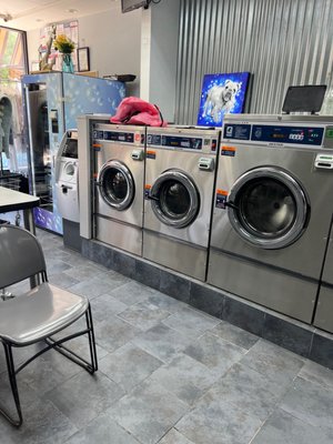 City Island Laundromat