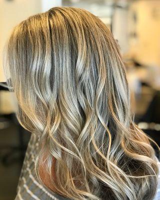 Blending gray with blonde highlights