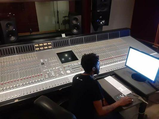 At StarShip we have access to both digital AS WELL AS analog gear! We have the knowledge to turn your dream into a reality!