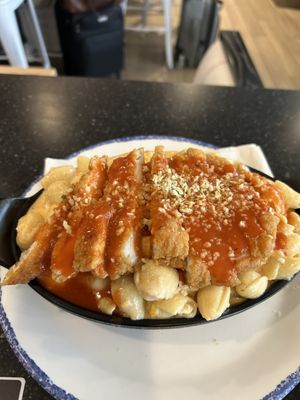 Buffalo Mac and cheese