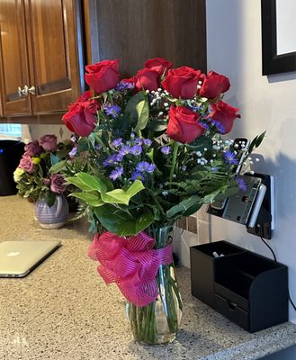 A dozen beautiful red roses