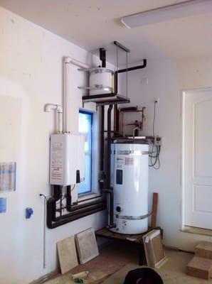 Solar hot water with 97% efficient tankless water heater system