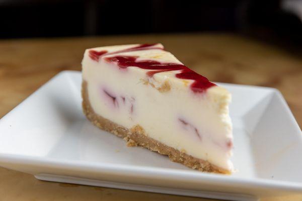 Raspberry cheesecake with white chocolate