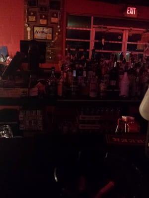 Full bar, experienced bar service.