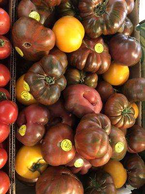 Heirloom tomato california grown super tasty and sweet