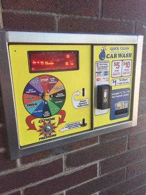 Love this!Just slide your card when u start, then turn to stop when you're done & it charges you. Why don't more car washes do this?!