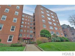 MLS#: 4600299 Active List Price: $160,000
Addr: 30 North Broadway Unit#3A
PO: White Plains County: Westchester County
City/...