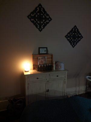 Treatment room for a facial with Lynn - April 2023