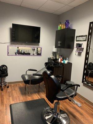 Salon Suite