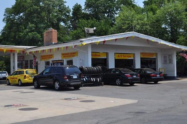 Conveniently located in Annadale for all of your automotive needs