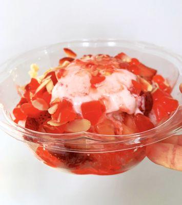 Strawberry Bingsu