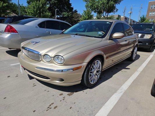 Jaguar X-Type