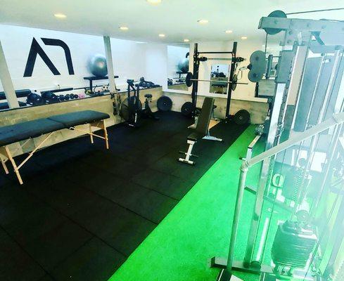 Studio gym in Corona Del Mar