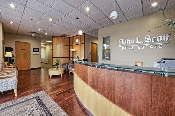 Team PNW - John L. Scott - Front Desk